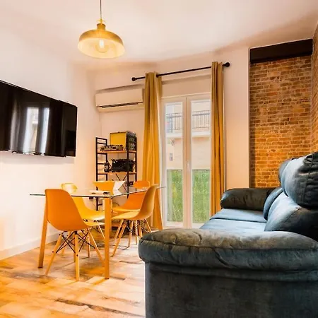 Apto Centrico, 2 Aparcamientos Privados, Bicis * Sevilla